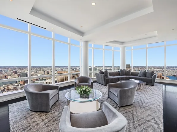 1 Franklin St #Penthouse 4b, Boston, MA 02110
