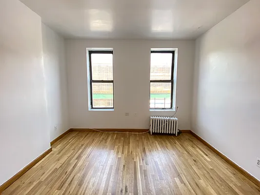 Rented by Compass | media 21