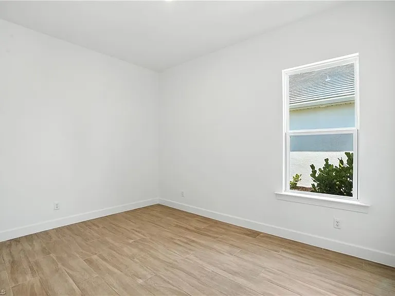 18301 Terracina Dr — Photo 20
