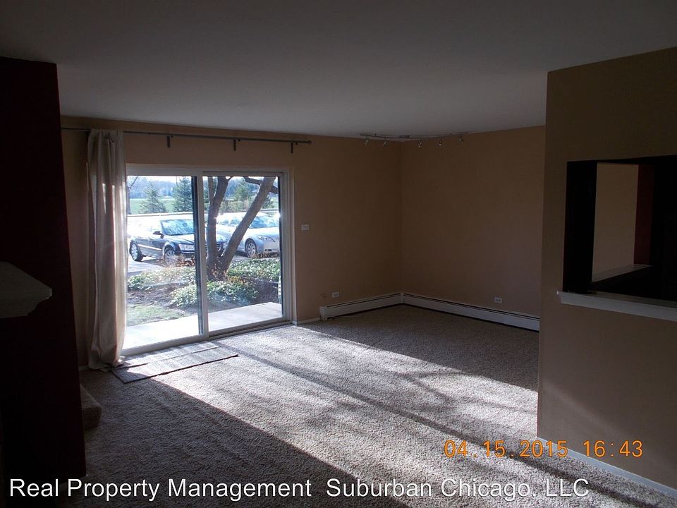 2nd image of 809 S Dwyer Ave APT A