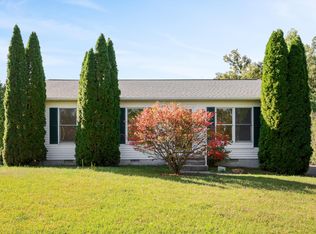 852 Morgan Pl, Front Royal, VA 22630