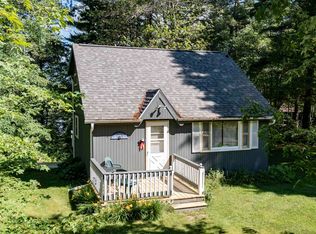 E2976 Moon Lake Ct, Iola, WI 54945