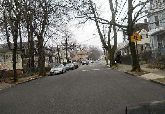 2nd image of 76 Augusta St