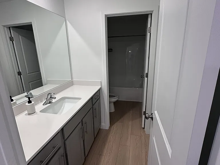 131 N Gallery St — Photo 15
