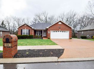 218 Osprey Dr, Gallatin, TN 37066