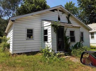 414 High St, North Judson, IN 46366