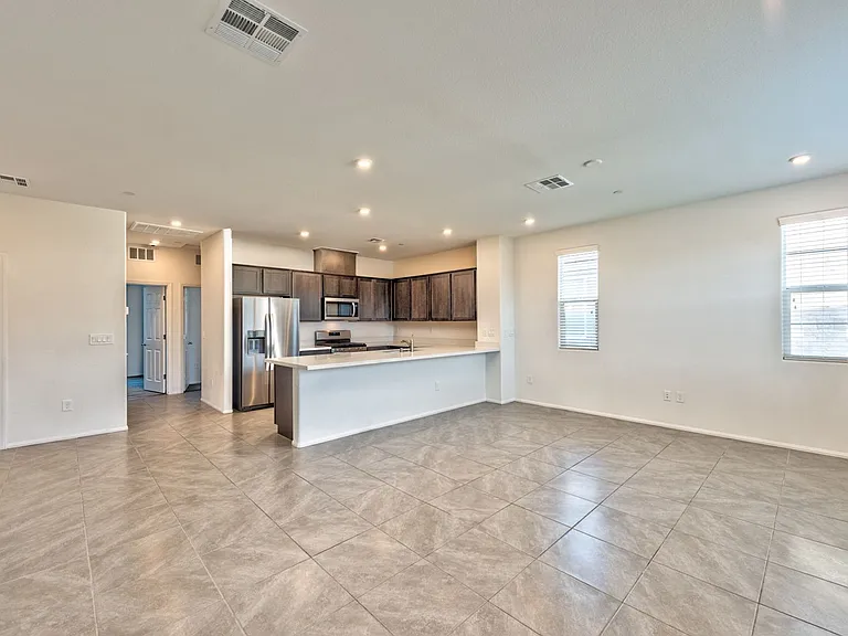 1116 Tektite Ave — Photo 7