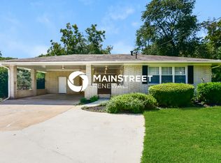 6421 Meadowbrook Ln, Morrow, GA 30260