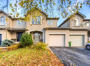 99 Foxborough Dr, Hamilton, ON L9G4Z1