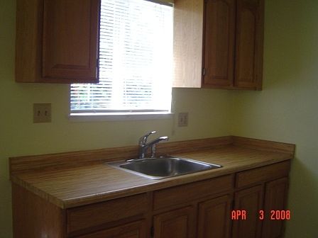 4th image of 1635 Valle Vista Ave