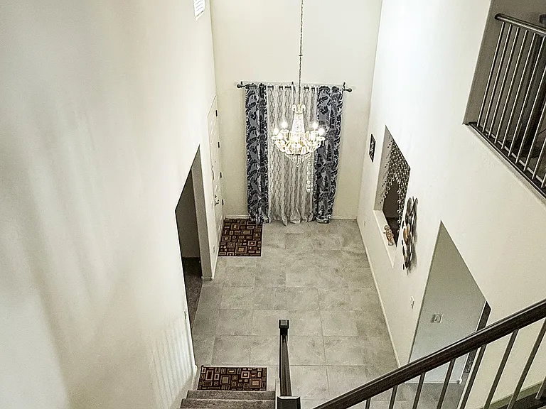 1829 W Spur Dr — Photo 16