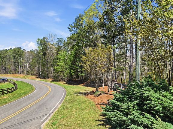 4th image of 3102 Flatbottom Rd