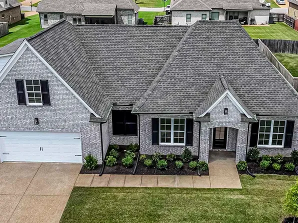 170 Oakland Ridge Cv, Oakland, TN 38060