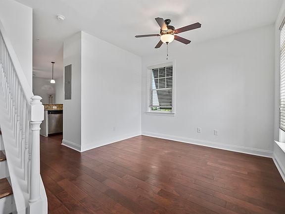 5th image of 790 Sail House Ct. #C6