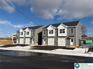 1747 Williams St #A, Hellertown, PA 18055