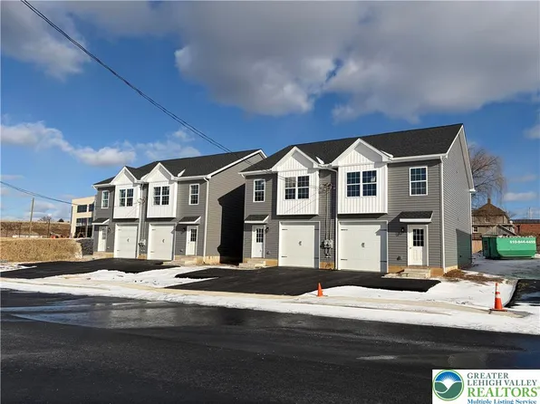 1747 Williams #B, Hellertown, PA 18055