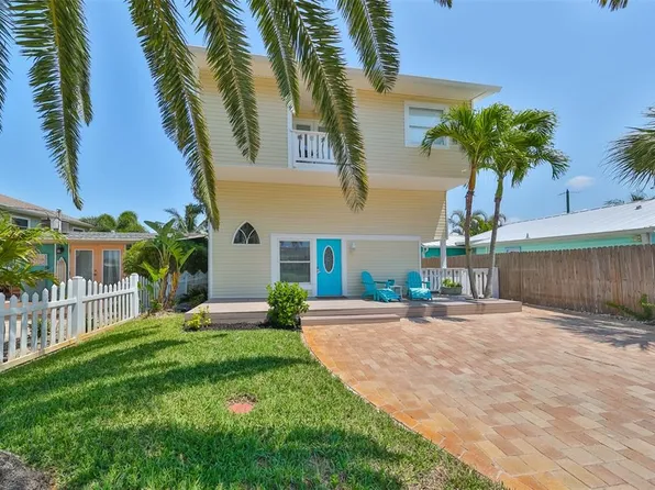 13004 Boca Ciega Ave, Madeira Beach, FL 33708