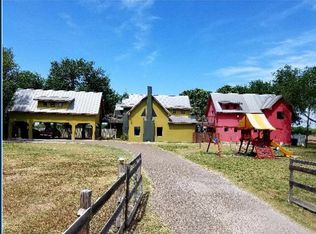 904 E Moore Rd, San Juan, TX 78589