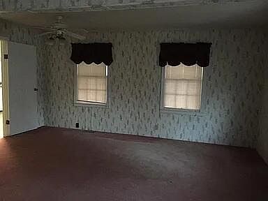 5th image of 236 Barnes St