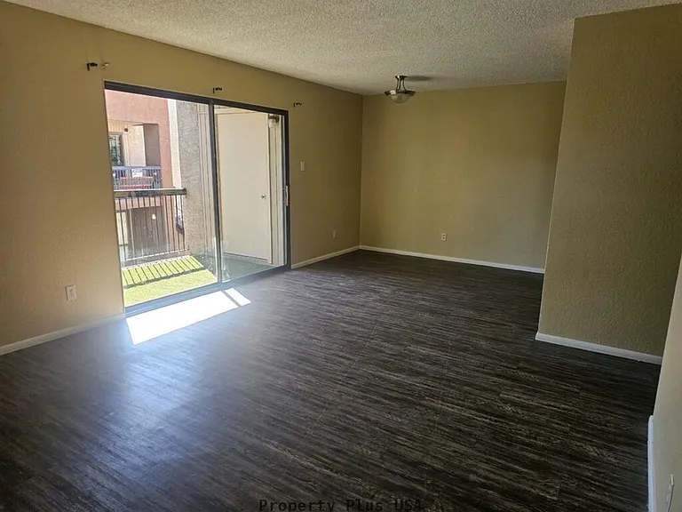 3810 N Maryvale Pkwy #2073 — Photo 3