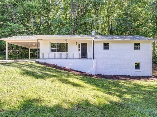 266 Chatmoss Court Ext, Martinsville, VA 24112