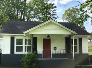 402 Walnut St, Central City, KY 42330
