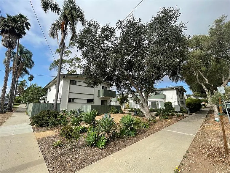 1313 Olive St #2