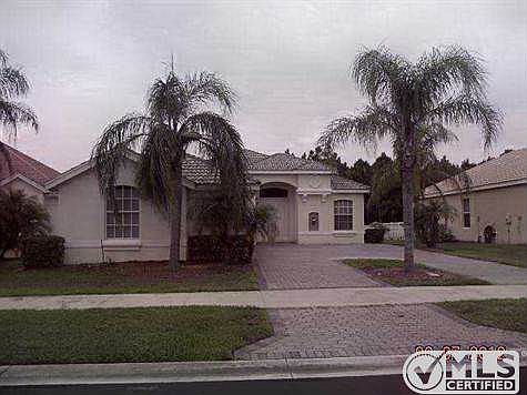 4th image of 575 SW Romora Bay