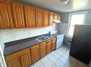 103 Chancellor Ave #B10, Newark, NJ 07103
