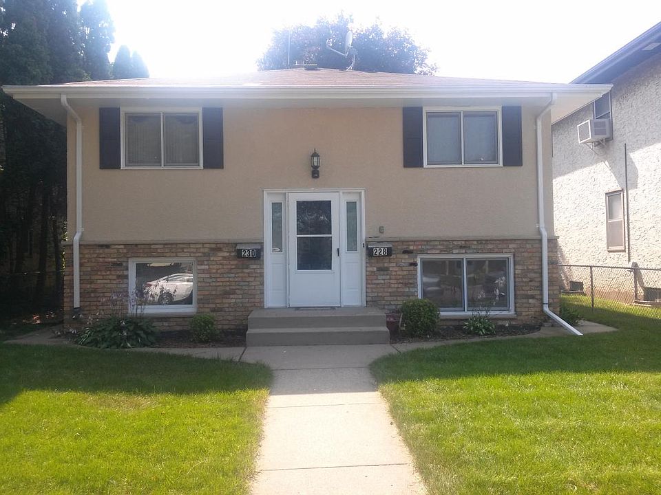This is the front half of the duplex. Picture of rear coming