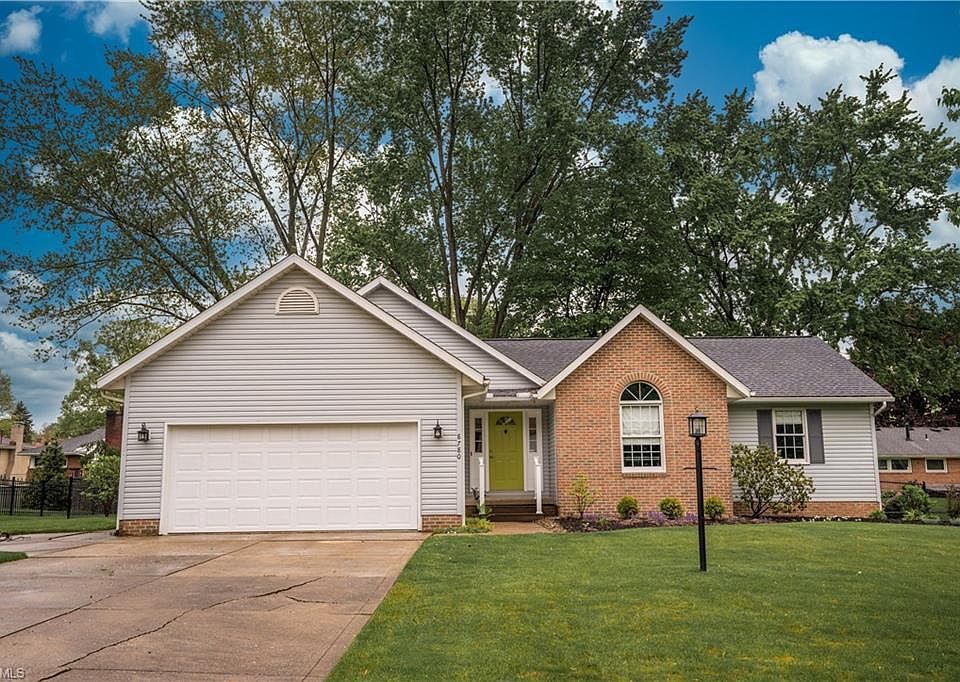 1st image of 8780 Glenarden Cir NW