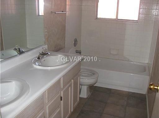 3rd image of 1133 Rainbow Meadows Dr
