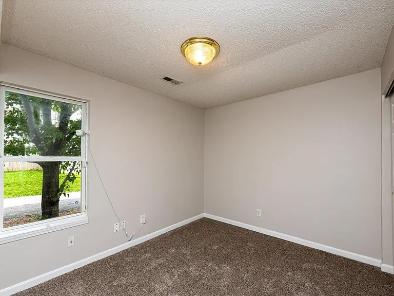 817 William Howard Taft Rd — Photo 12