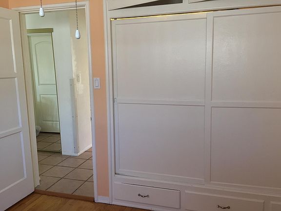 3rd image of 3629 W 110th St