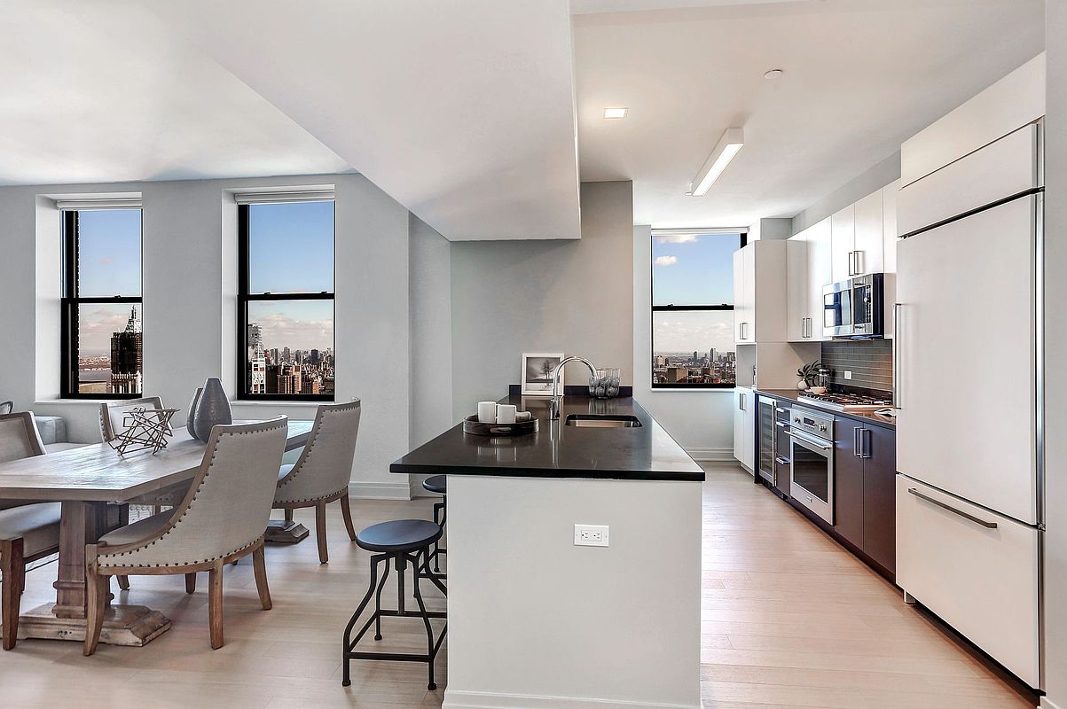 70 Pine Street #1403 in Financial District, Manhattan | StreetEasy