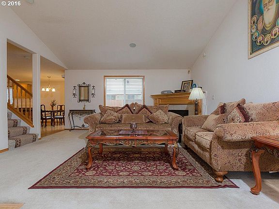 2nd image of 5611 NE 51st Ct