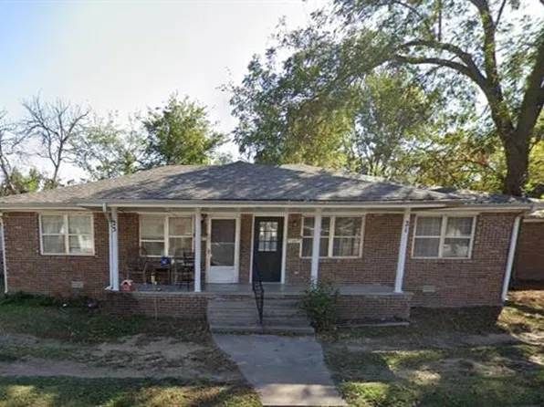 21 E Wallace St, Shawnee, OK 74801