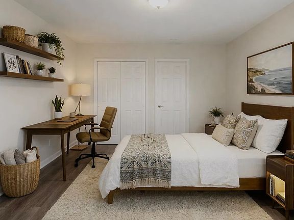 5th image of 10 Waterside Plz APT 22F