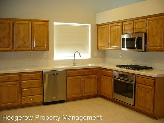 2nd image of 4142 Manchester Dr
