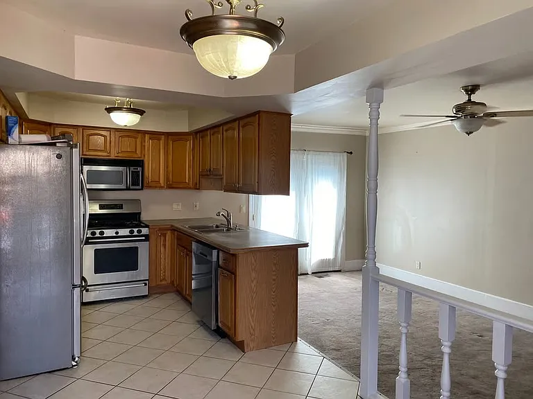 32345 Hawthorne Dr — Photo 58