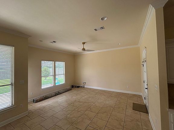 2nd image of 122 Lake Olivia Dr