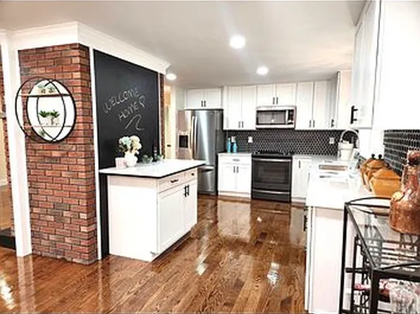 10 Oriole Rd, Windham, NH 03087
