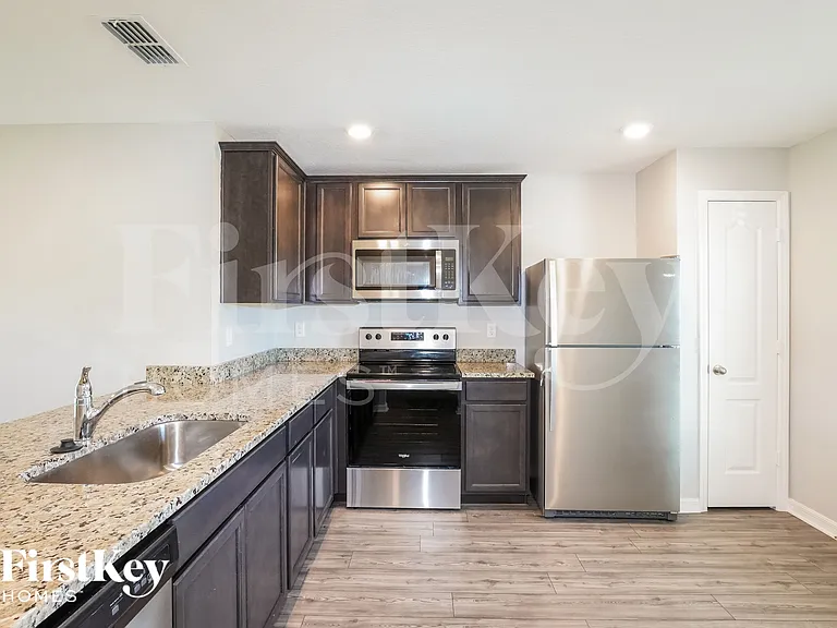 12002 Callicarpa Ln — Photo 4