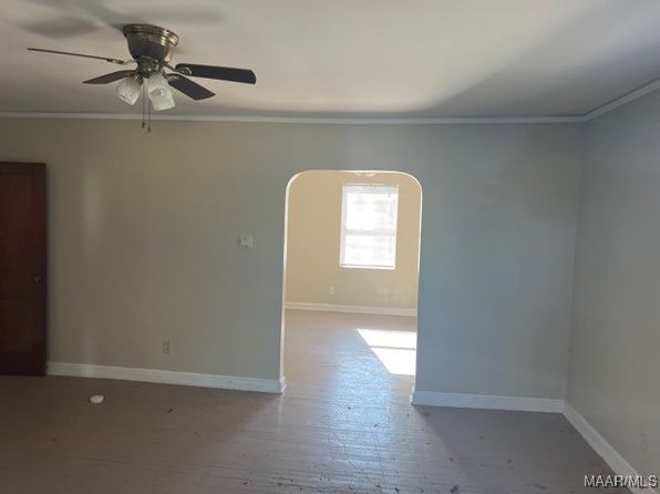 montgomery-alabama-120581757 picture