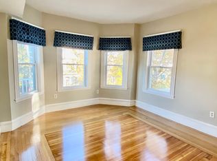 342 Park St #2, Boston, MA 02124
