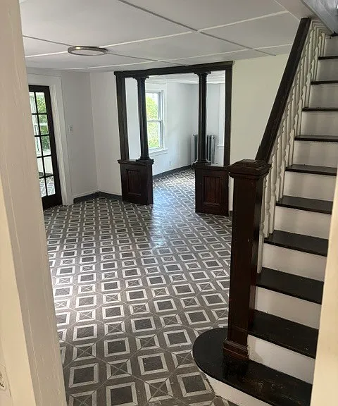 389 Main St — Photo 4