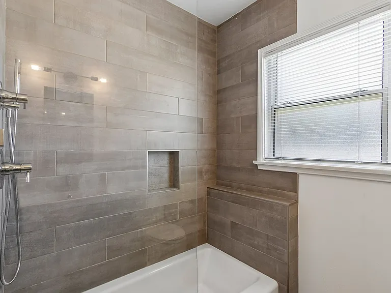 3126 Stocker St #4 — Photo 14