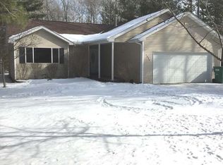 1630 Timothy St, Gladwin, MI 48624