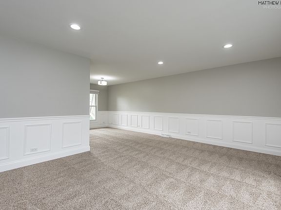 5th image of 3960 Lexington Dr