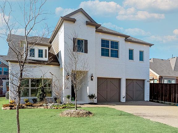 2nd image of 4916 Meadow Creek Dr